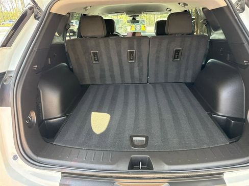 Used 2024 Chevrolet Blazer LT image 12