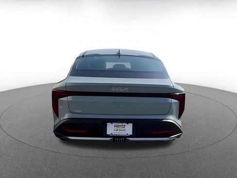Used 2025 Kia K4 LXS image 13