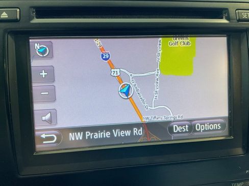 Used 2012 Toyota Camry XLE image 16