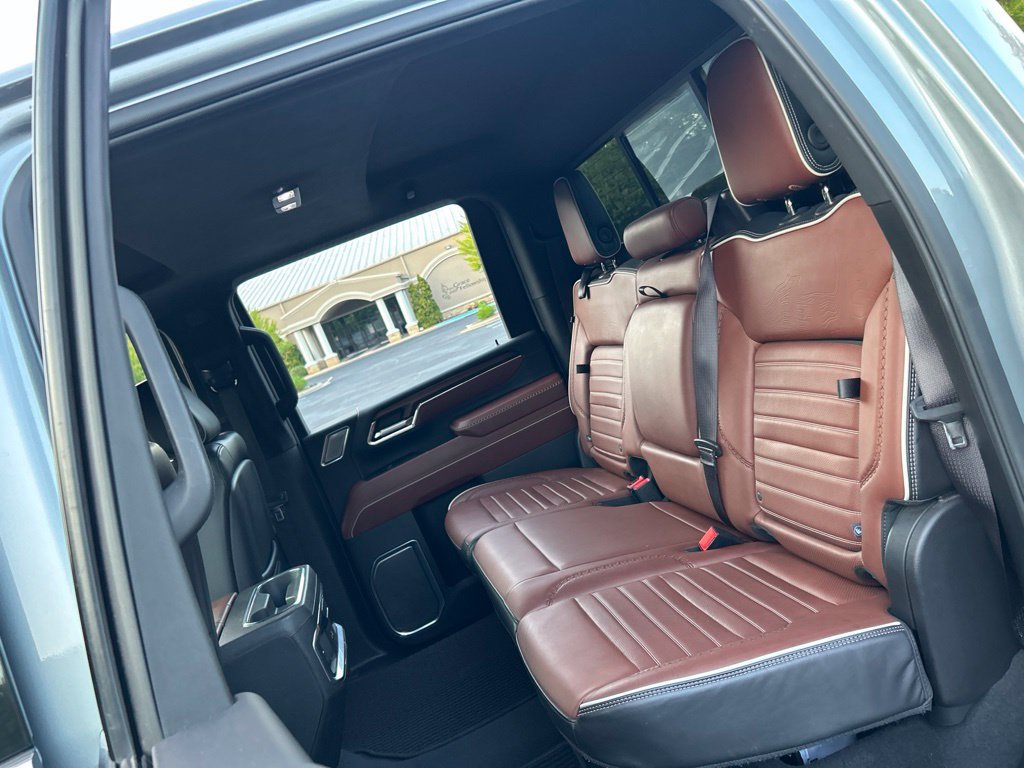 Used 2024 GMC Sierra 3500 Denali Ultimate AWD/4WD image 49