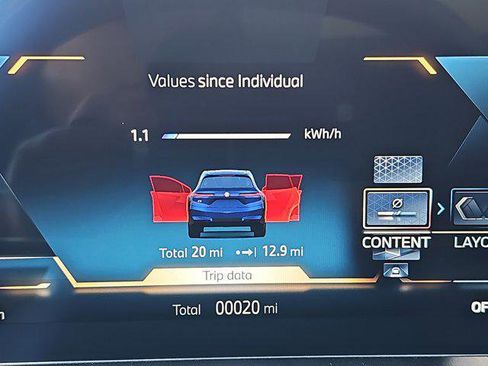 New 2026 BMW iX xDrive45 w/ Premium Package image 19