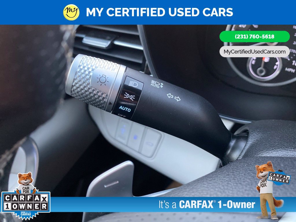 Used 2025 Genesis G70 2.5T RWD image 45