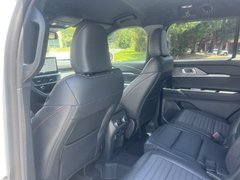 New 2026 Ford Explorer ST-Line w/ Premium Package RWD image 18