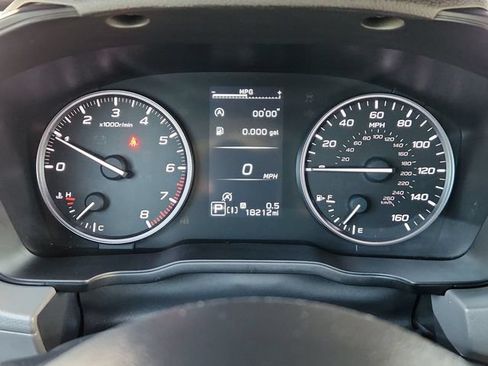 Used 2024 Subaru Crosstrek 2.0i Premium AWD/4WD image 39