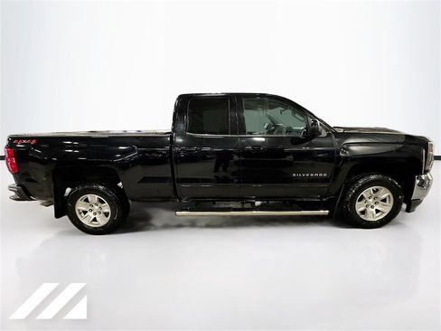 Used 2019 Chevrolet Silverado 1500 LT image 4