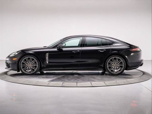 Used 2023 Porsche Panamera Platinum Edition RWD image 2