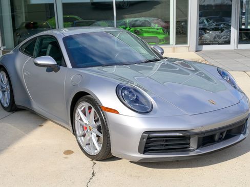 Used 2020 Porsche 911 Carrera S image 3