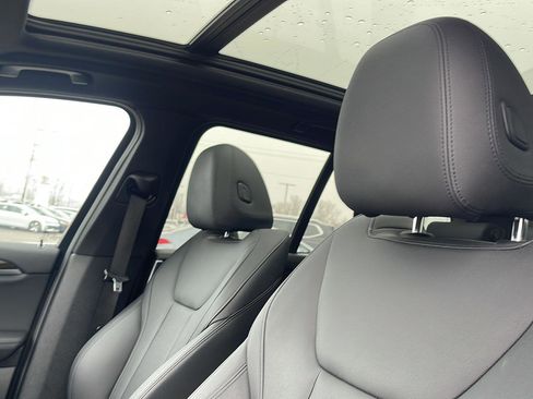 Used 2021 BMW X3 xDrive30i w/ Convenience Package image 9
