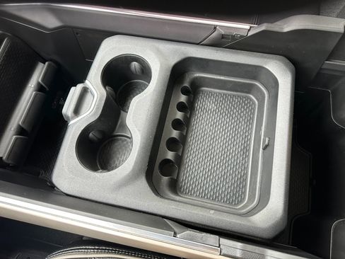 Used 2022 RAM 4500 Laramie image 25