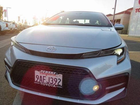 Used 2022 Toyota Corolla SE image 5