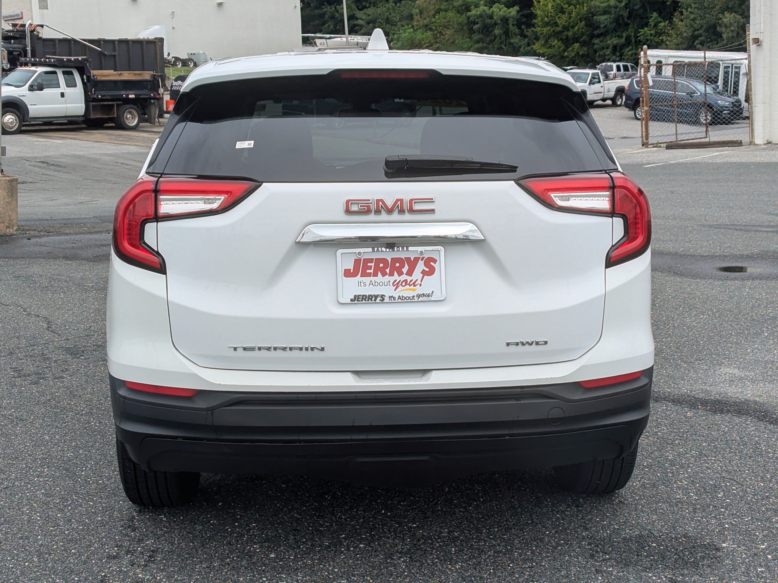 Certified 2024 GMC Terrain SLE AWD/4WD image 7