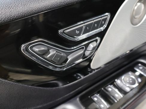 Used 2020 Lincoln Aviator Reserve w/ Equipment Group 202A AWD/4WD image 14
