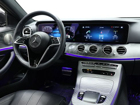 Used 2023 Mercedes-Benz E 450 4MATIC All-Terrain Wagon image 93