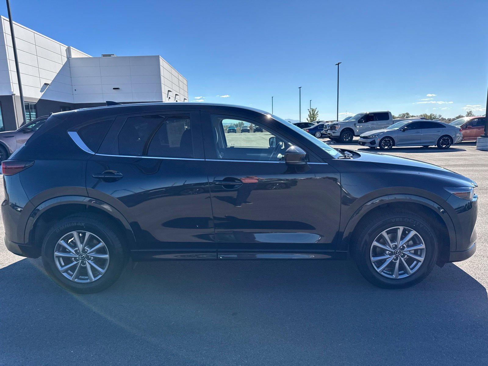 Used 2024 MAZDA CX-5 AWD 2.5 S w/ Select Package image 8