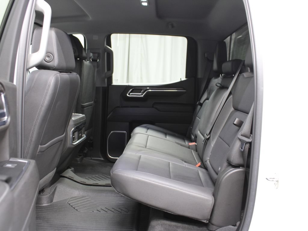 Used 2023 Chevrolet Silverado 1500 LTZ AWD/4WD image 17