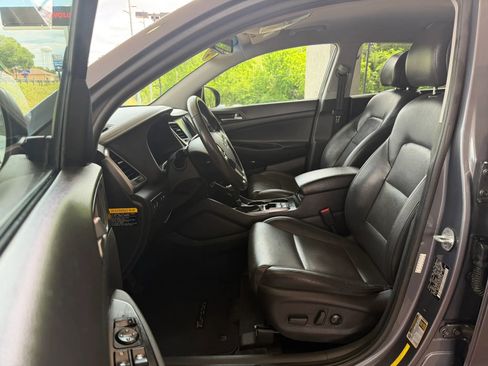 Used 2017 Hyundai Tucson Limited AWD/4WD image 8