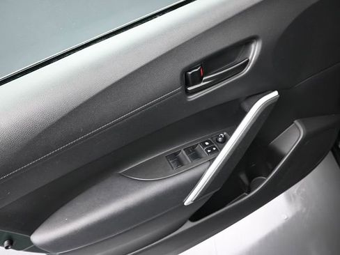 Certified 2023 Toyota Corolla Cross LE image 23