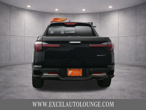 Used 2023 Hyundai Santa Cruz Limited AWD/4WD image 7
