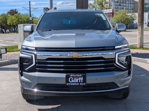Used 2025 Chevrolet Tahoe LT AWD/4WD image 11