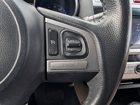 Used 2017 Subaru Outback 2.5i Premium image 27