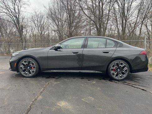 New 2026 BMW 540i xDrive w/ M Sport Package image 2