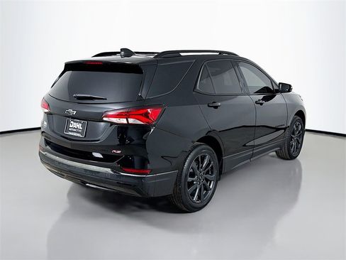 Used 2023 Chevrolet Equinox RS w/ RS Leather Package image 11