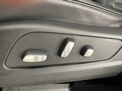 Used 2021 Cadillac XT5 Sportv w/ Platinum Package image 35