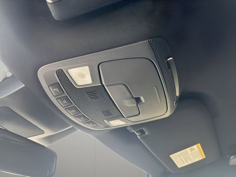 Used 2020 Ford Expedition XLT w/ Equipment Group 202A image 32