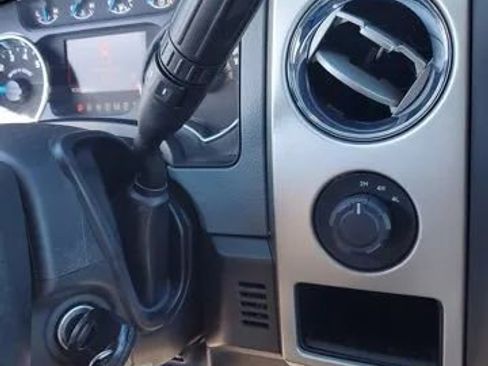 Used 2013 Ford F150 XLT w/ XLT Chrome Pkg image 24