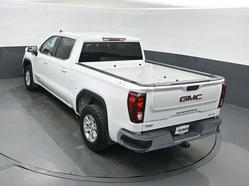 Used 2023 GMC Sierra 1500 SLE AWD/4WD image 32
