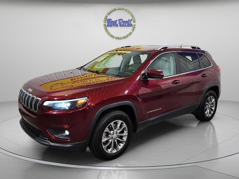 Used 2020 Jeep Cherokee Latitude Plus w/ Cold Weather Group image 3