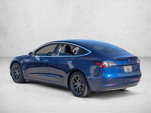 Used 2019 Tesla Model 3 Standard Range Plus image 7