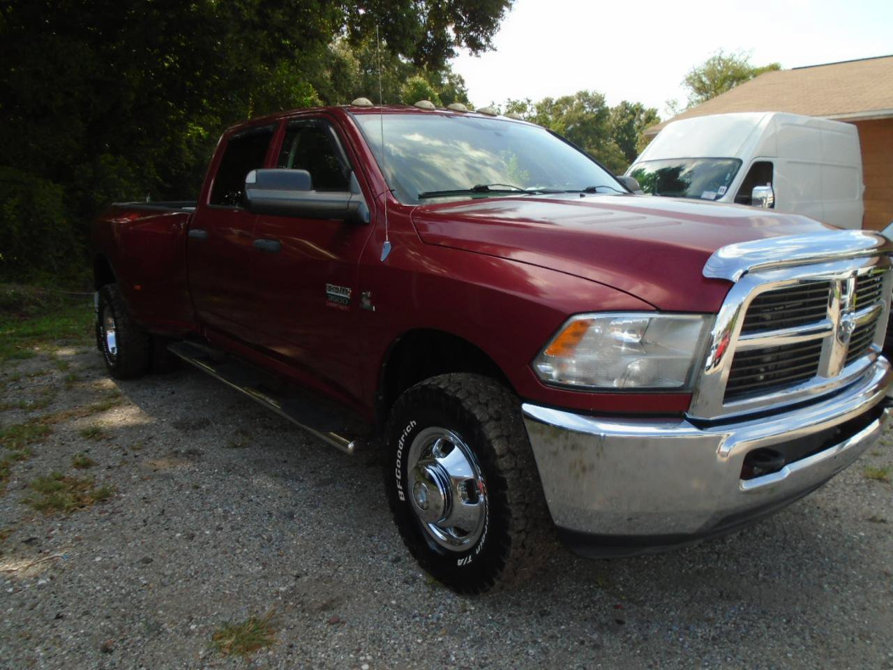 Used 2012 RAM 3500 ST w/ Max Tow Pkg AWD/4WD image 3