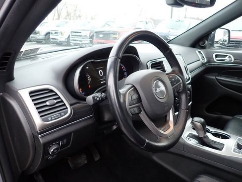 Used 2021 Jeep Grand Cherokee Limited image 14