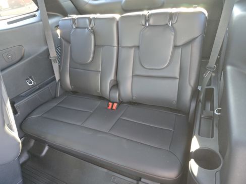 Used 2025 Ford Explorer ST image 11