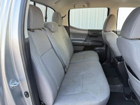 Used 2022 Toyota Tacoma SR w/ SR Convenience Package image 20