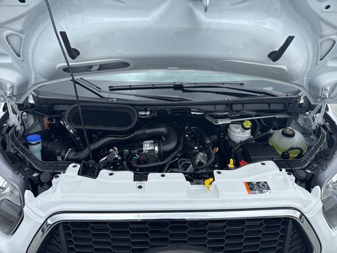 Used 2025 Ford Transit 350 XLT RWD image 31