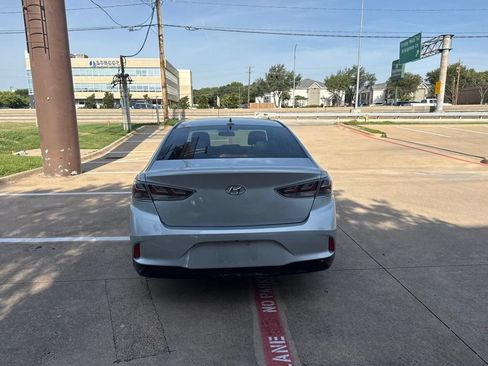 Used 2019 Hyundai Sonata SE FWD image 11