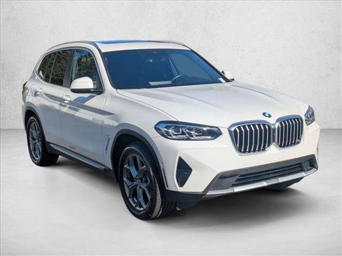 Used 2024 BMW X3 xDrive30i w/ Convenience Package image 3