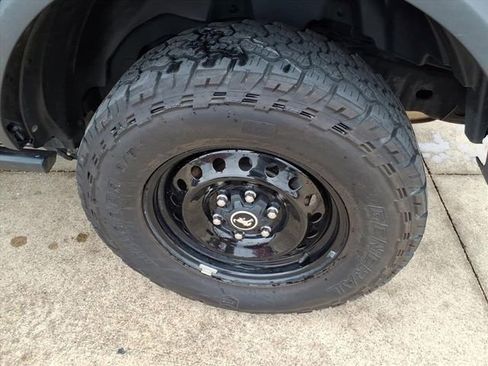 Used 2023 Ford Bronco Black Diamond AWD/4WD image 19