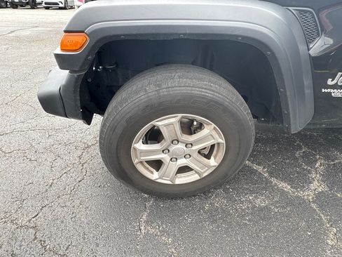 Used 2020 Jeep Wrangler Unlimited Sport AWD/4WD image 12