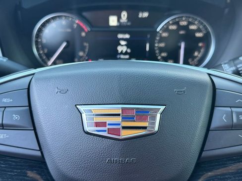 Certified 2025 Cadillac XT5 Premium Luxury image 28