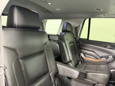 Used 2020 Chevrolet Tahoe Premier AWD/4WD image 28