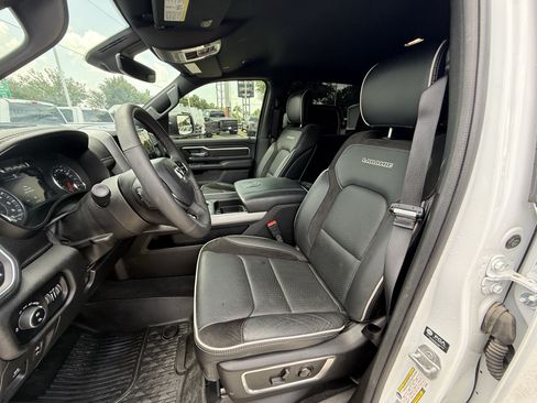 Used 2025 RAM 1500 Laramie w/ Sport Appearance Package AWD/4WD image 28