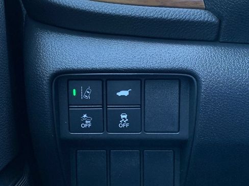Used 2019 Honda CR-V Touring image 17