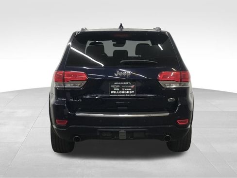 Used 2017 Jeep Grand Cherokee Overland w/ Jeep Active Safety Group image 7