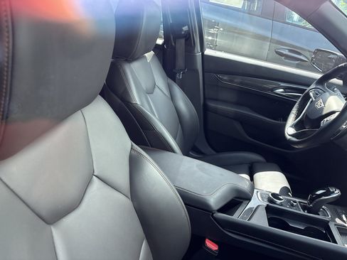 Used 2025 Cadillac CT5 Sport RWD image 3