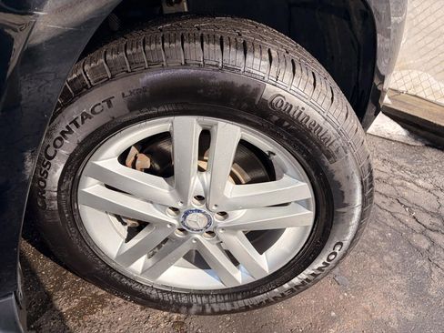 Used 2016 Mercedes-Benz GL 450 4MATIC image 45