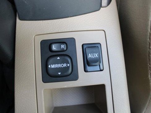 Used 2010 Toyota RAV4 2WD image 24