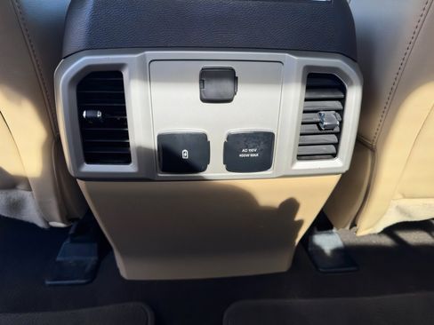 Used 2019 Ford F150 Lariat w/ Equipment Group 501A Mid image 17